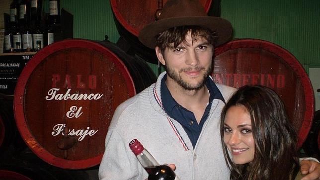 Mila Kunis y Ashton Kutcher están prometidos