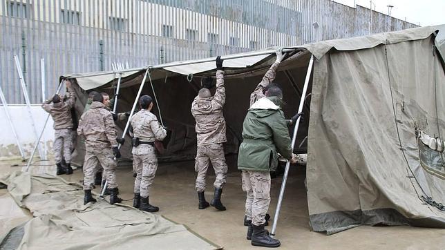 Detenidos 7 inmigrantes en el CETI de Melilla por resistencia y desobediencia