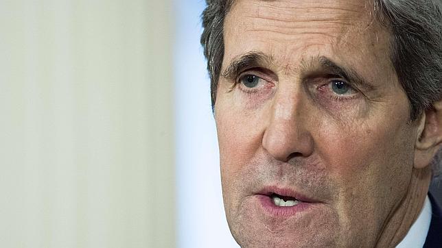 Kerry sube el tono y amenaza con duras sanciones económicas a Rusia