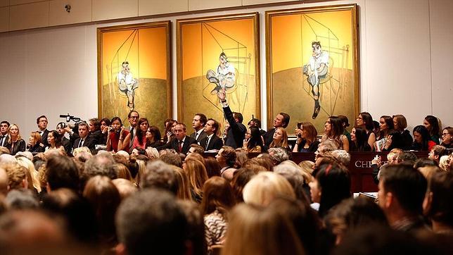 Momento de la subasta de «Tres estudios de Lucian Freud», de Bacon