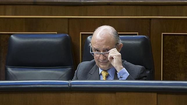 Los expertos entregarán el jueves su propuesta de reforma fiscal a Montoro