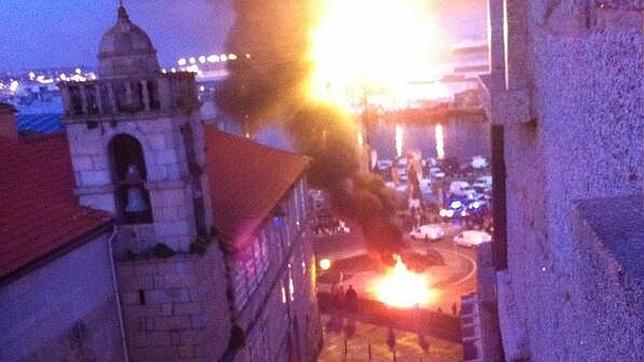 Tensión en Vigo por las protestas de la flota del cerco contra el reparto de cuotas del jurel y caballa