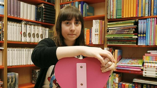 La escritora Elena Medel