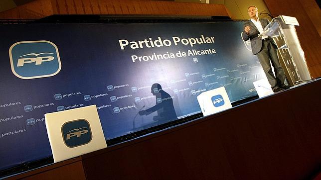 Fabra: «No quiero que ningún militante del PP agache la cara por la corrupción»