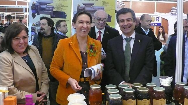 Guarinos: «La Feria Apícola ha superado todas las expectativas previstas»