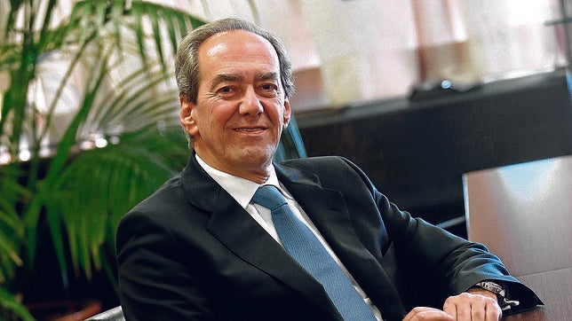 González-Páramo: «Los impuestos de los ciudadanos no deben estar para rescatar bancos»