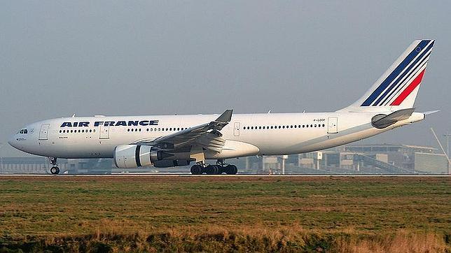 Foto del Airbus A330 desaparecido en 2009, con 216 pasajeros
