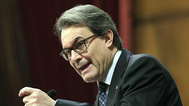 Mas reitera que el 9 de noviembre «pondrá las urnas» para la consulta