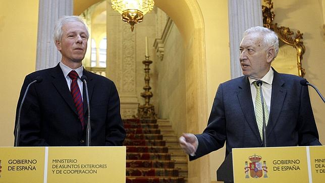 Un político de Quebec ve «manipuladora» la doble pregunta en Cataluña