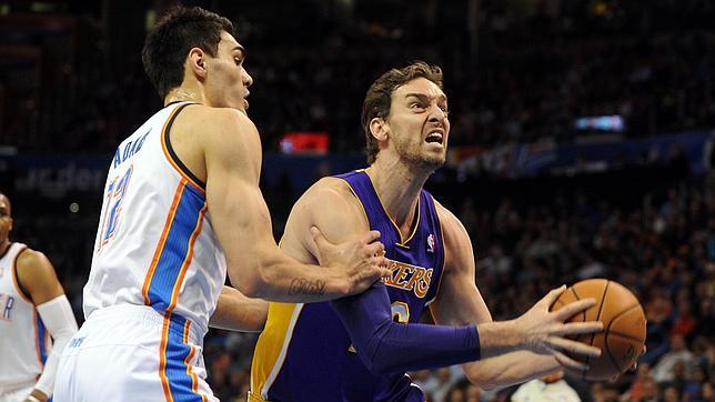 Kevin Durant provoca otro esperpento de los Lakers