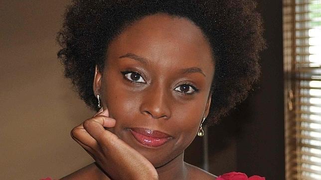Chimamanda Ngozi Adichie se impone a Javier Marías en los premios de la Crítica de Nueva York