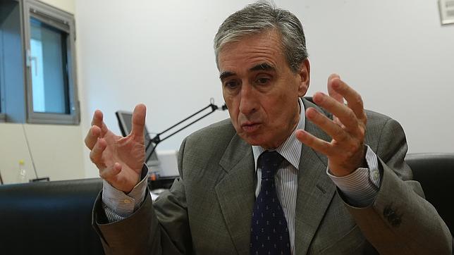 Jáuregui ve «nuevos» dirigentes del PSOE a partir de 2015