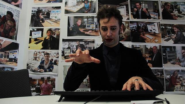 Adanowsky: «Con Ada me estoy librando de un fantasma»