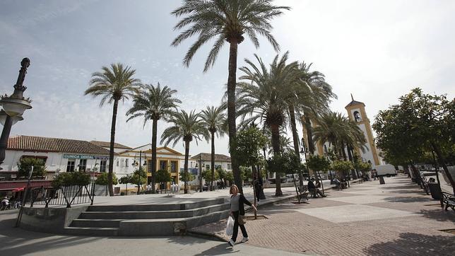 IU rotuló a nombre de Cañero la plaza del barrio en 1988