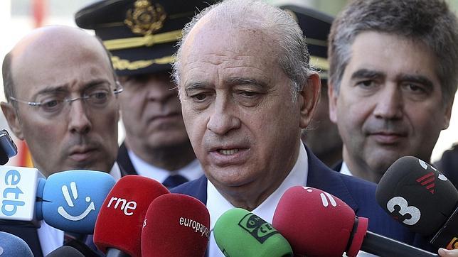 El PP pide al PSOE «altura» ante la gran cita sobre inmigración en el Congreso