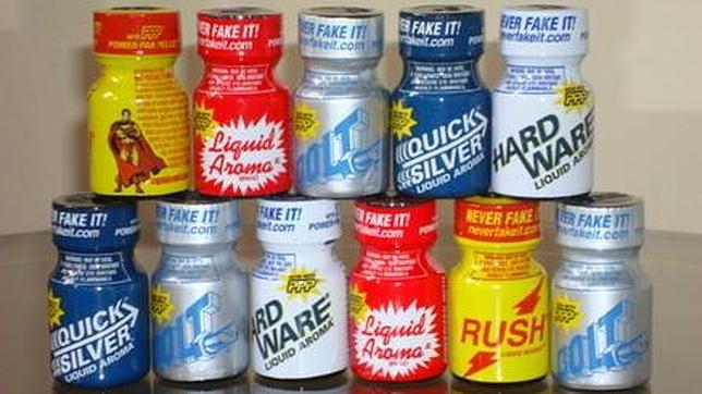 Varios botes de popper