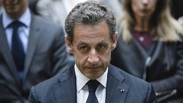 El reportero  que reveló las escuchas a Sarkozy denuncia amenazas