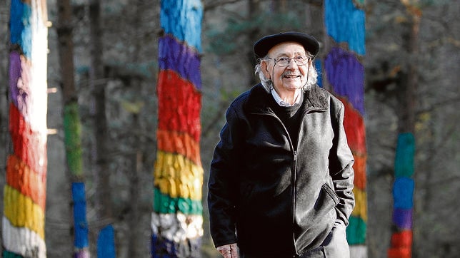 El bosque de Oma de Ibarrola renace tras la restauración