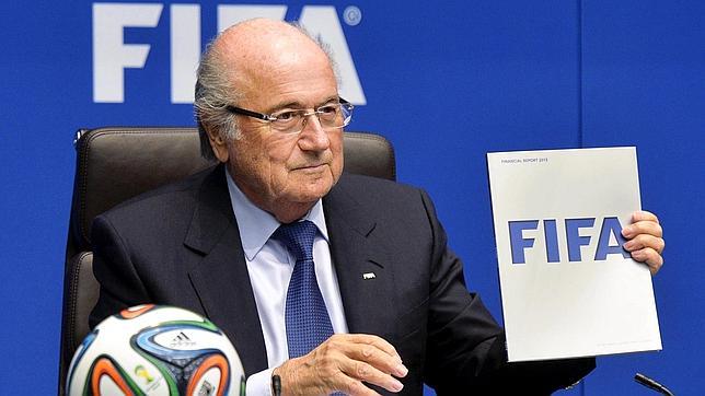 Blatter descarta que Rusia se quede sin Mundial