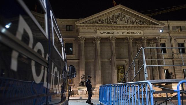 El homenaje de los españoles a Adolfo Suárez, paso a paso