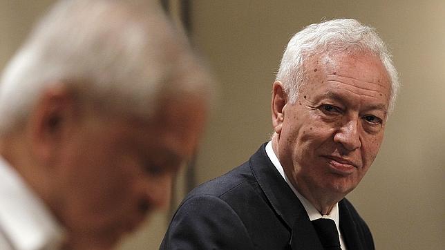 España suscribe un acuerdo de cooperación con Filipinas por valor de 50 millones