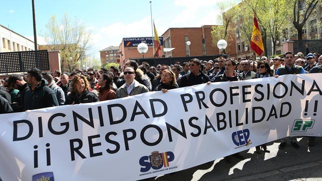 Los antidisturbios se concentran para exigir contundencia a jueces y fiscales