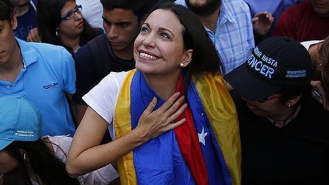 Imputada Corina Machado por su presunta participación en un complot para asesinar a Maduro