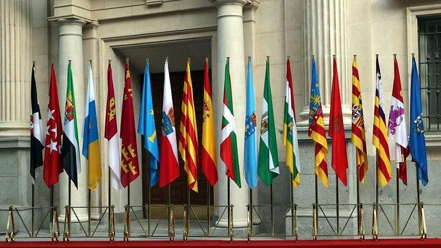 Las autonomías han disparado su endeudamiento un 322% en diez años