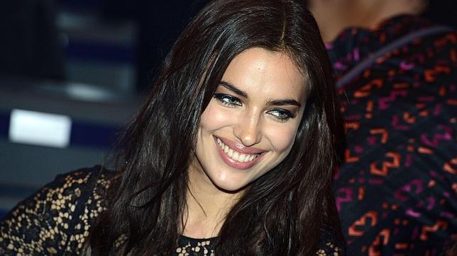 Irina Shayk acapara las miradas en la Semana de la Moda de Sao Paulo