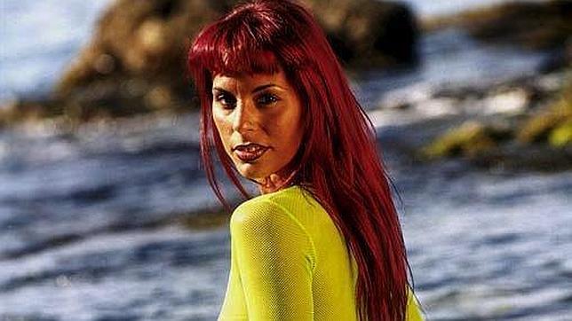 La bailarina de «striptease» Chiqui Martí anuncia que se casa con su novia