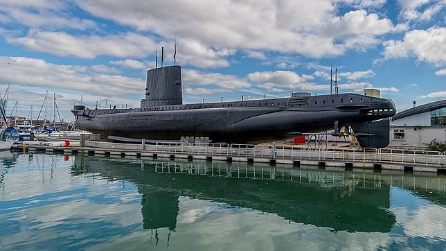 Orgullo británico por sus submarinos... de museo