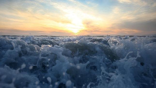 ¿Por qué se producen las mareas?