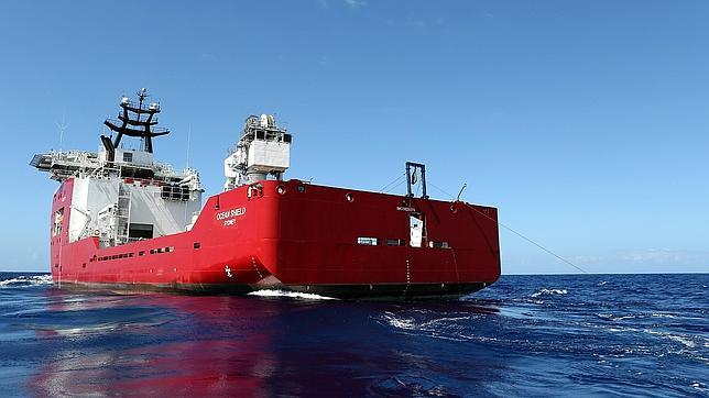 Las cajas negras del avión malasio, a punto de apagarse