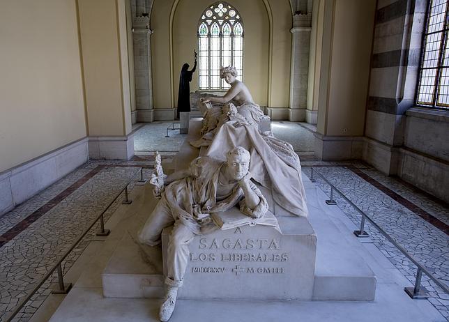 Difuntos ilustres: la doble muerte de los padres de la Patria