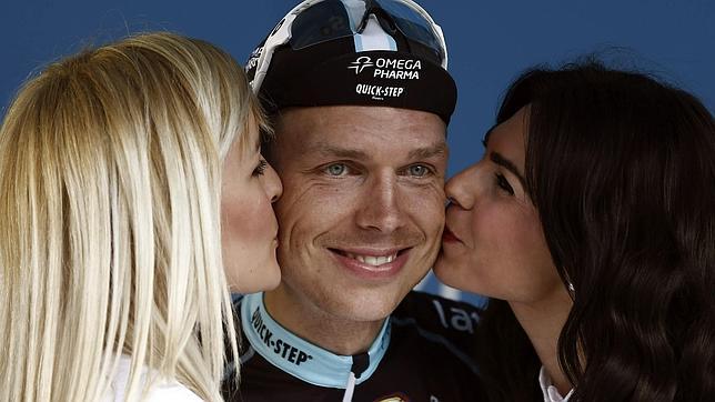 Tony Martin gana tras una escapada la segunda etapa de la Vuelta al País Vasco