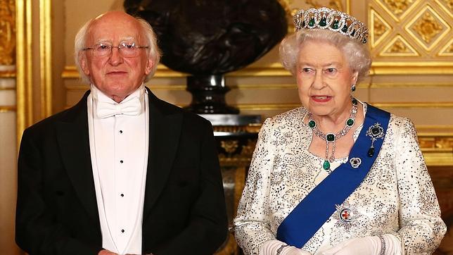 Breve historia de las relaciones anglo-irlandesas y un brindis en Windsor