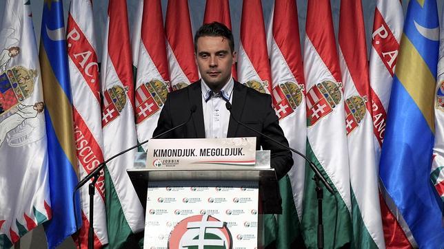 Preocupacion en Hungría por el auge del partido Jobbik, antisemita y antigitano