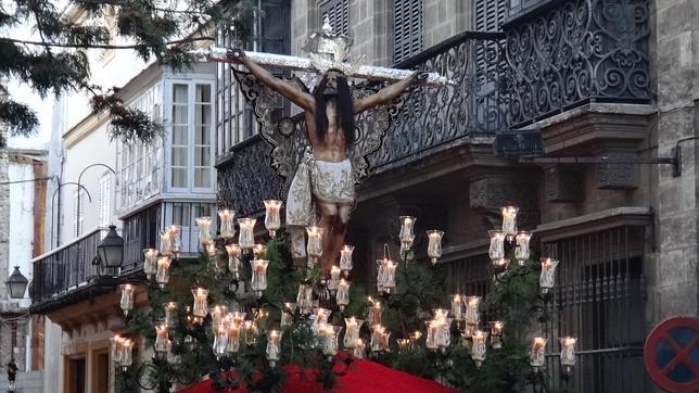 Procesión de El Cristo de la Expiraciónpor las calles de Jerez de la Frontera.