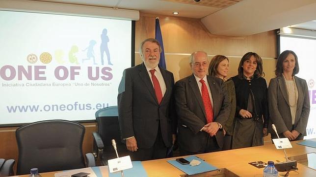 La iniciativa «Uno de nosotros» se convierte en una federación europea
