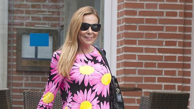 A Ana Obregón le importa poco el currículum de sus amores