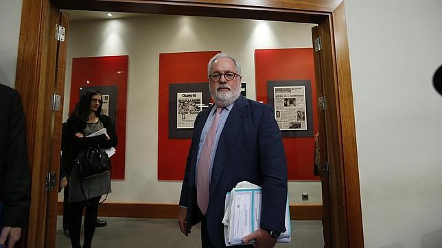 Arias Cañete hará su último viaje como ministro a Marruecos