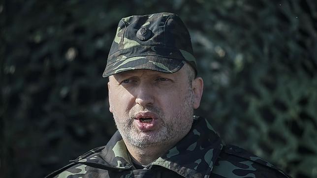 Turchinov firma un decreto para lanzar una operación antiterrorista en el este de Ucrania