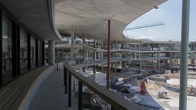 Parte del anillo que rodea todo el complejo del BBVA en Las Tablas