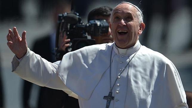 El Papa, en la Pascua: «El anuncio del ángel a las mujeres es la Buena Noticia por excelencia»