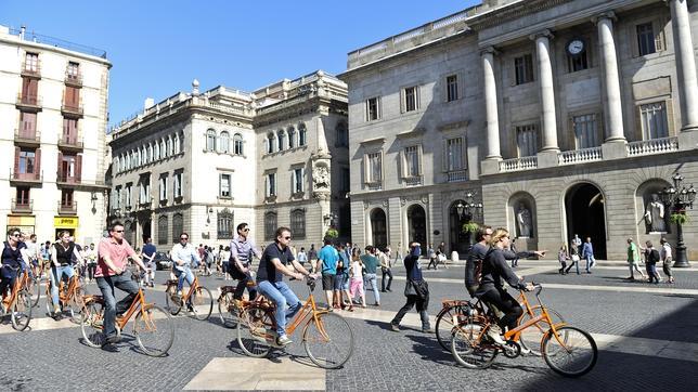 España recibe 10,1 millones de turistas hasta marzo, un 7,2% más que el año pasado