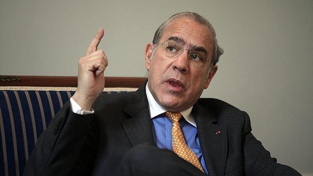 CEOE estima un alza del PIB del 0,4% en el primer trimestre y del 1,2% en 2014