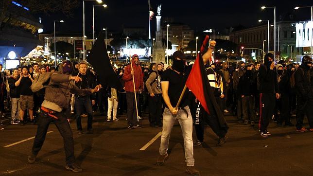 Cosidó explica el ataque a la Policía en las marchas antisistema del 22-M