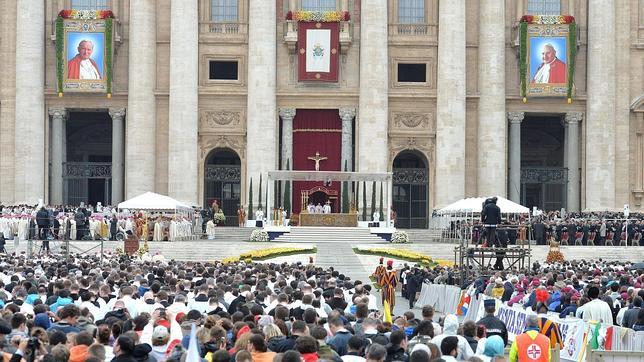 Francisco: «Juan XXIII y Juan Pablo II fueron dos hombres valerosos y colaboraron con el Espíritu Santo»