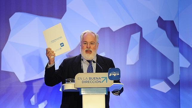 El PP ofrece a Aznar «fechas y emplazamientos» para un acto electoral junto a Cañete