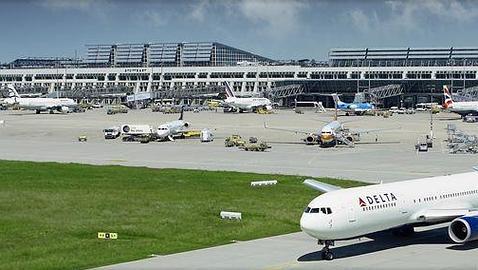 Alemania quiere renombrar el aeropuerto de Stuttgart con el del polémico Rommel
